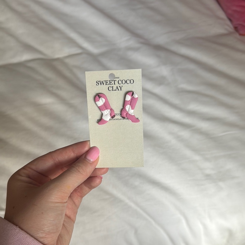Sweet Coco Clay Pink and White Earrings